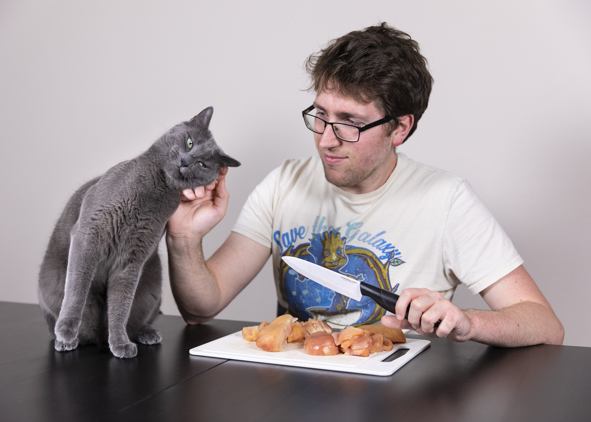 Portrait Homme et son chat Portrait animalier Relation Homme Animal Melody Bucci Photographe